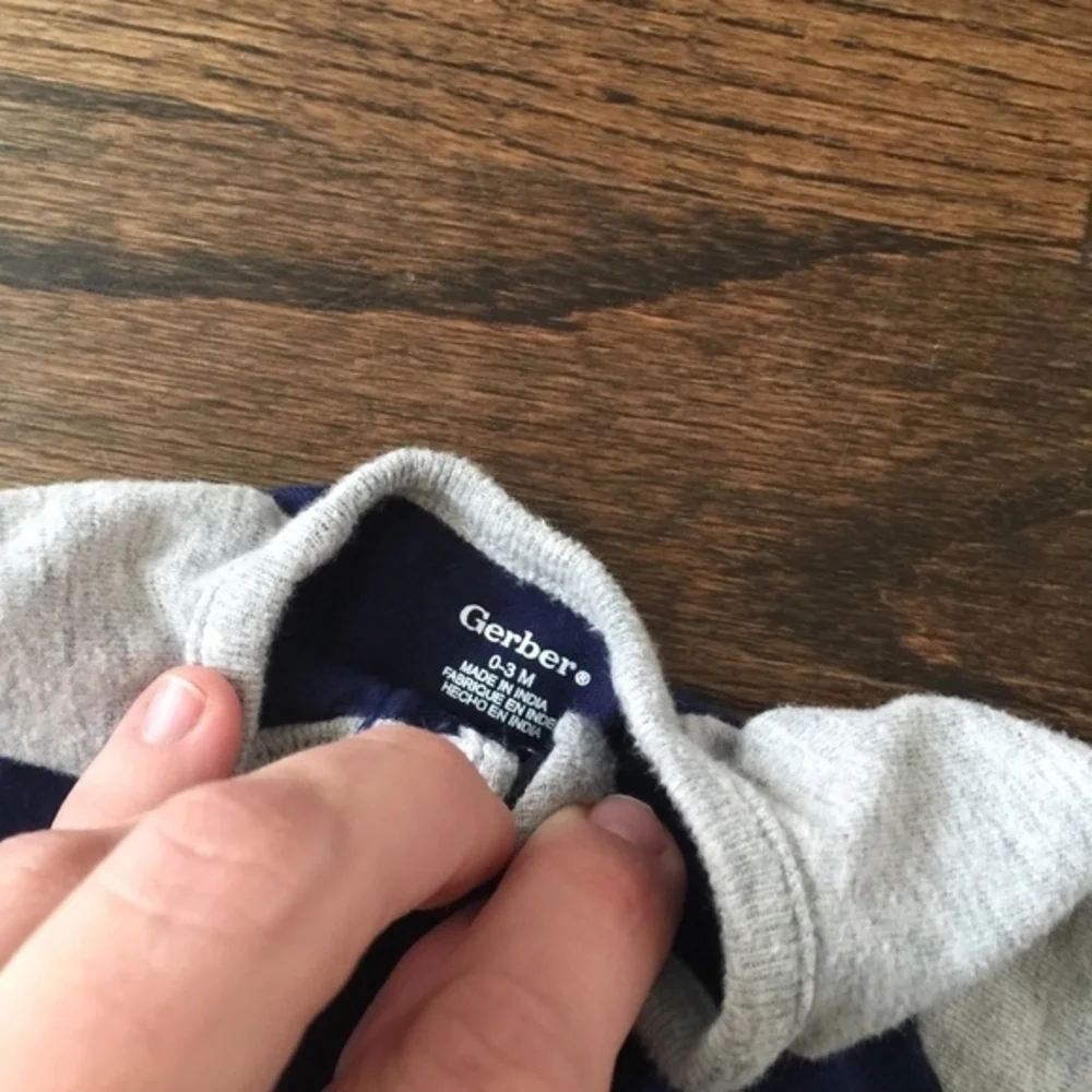 EUC Bundle Of‎ 2 Gerber PJs Size 0-3M